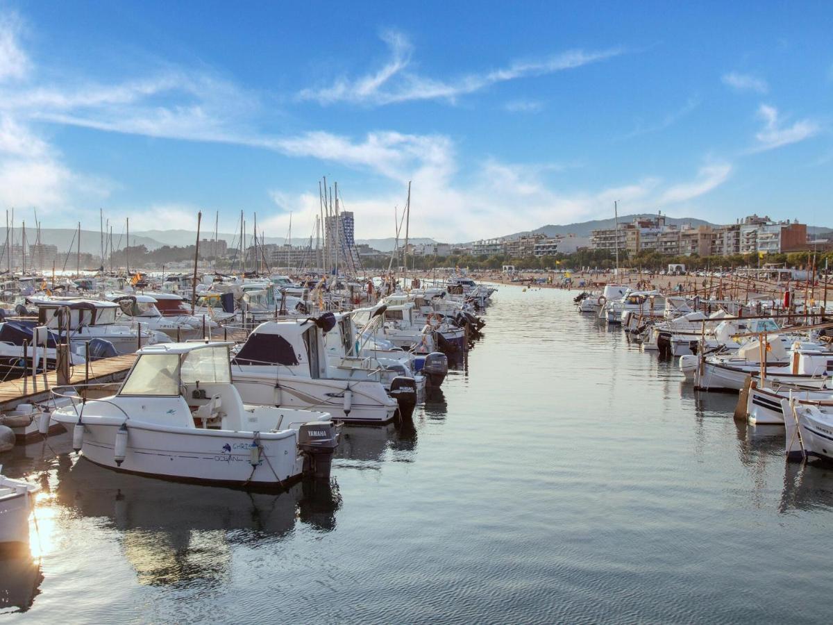 Belvilla By Oyo Modern Apartment In Palamos Luaran gambar